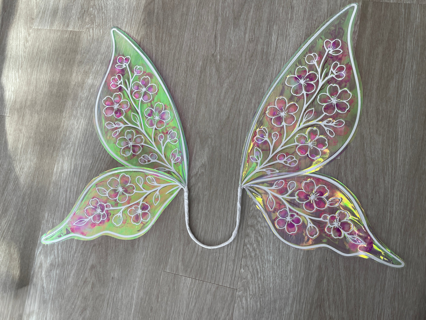 Lightweight fairy wings for Halloween and festivals