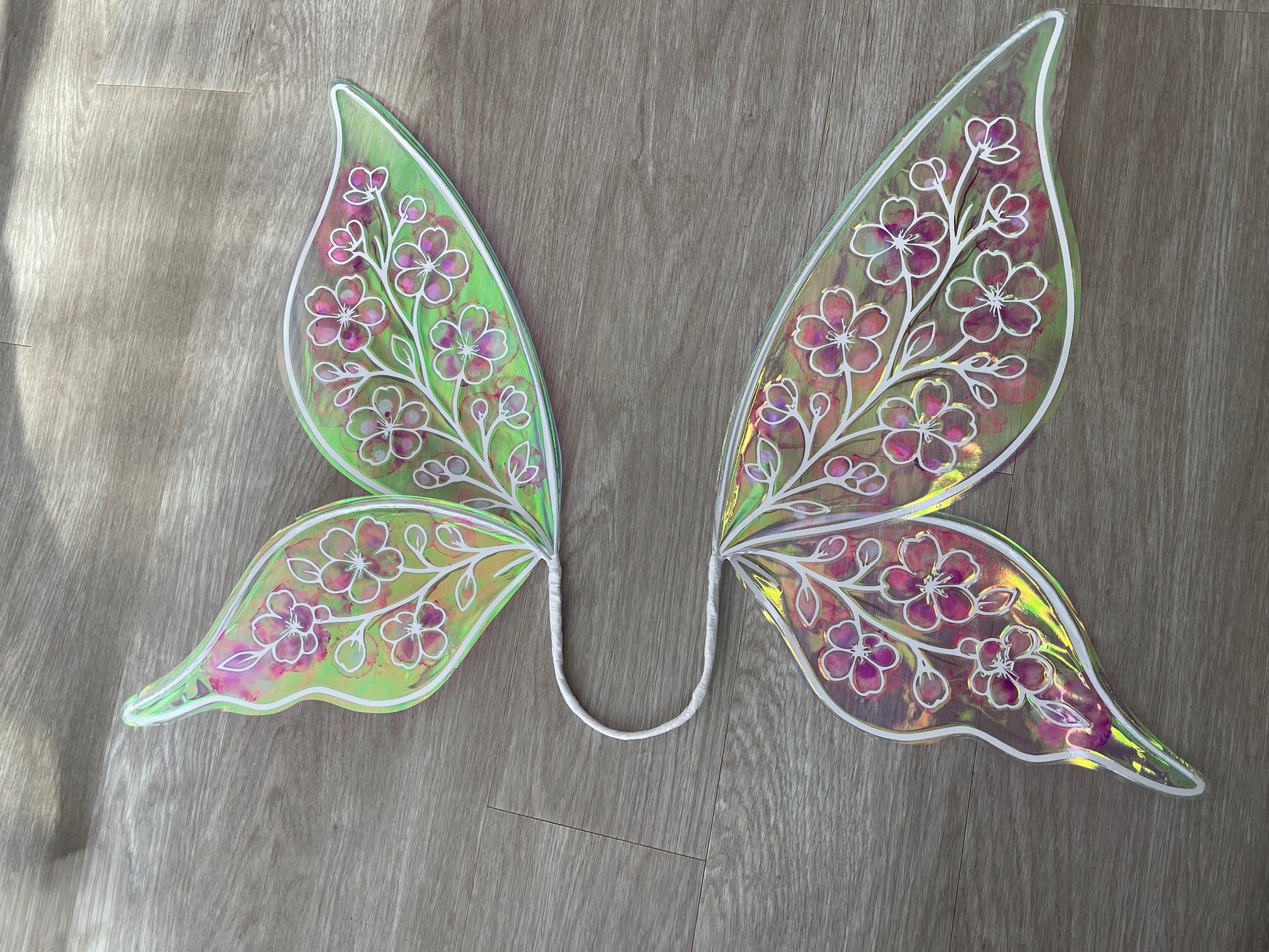 Lightweight fairy wings for Halloween and festivals