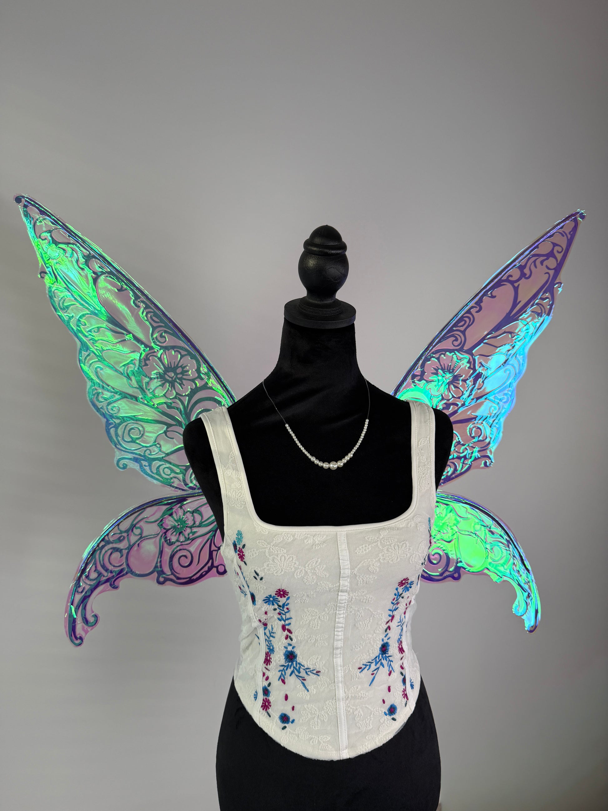 Fantasy cosplay wings in purple shimmer finish