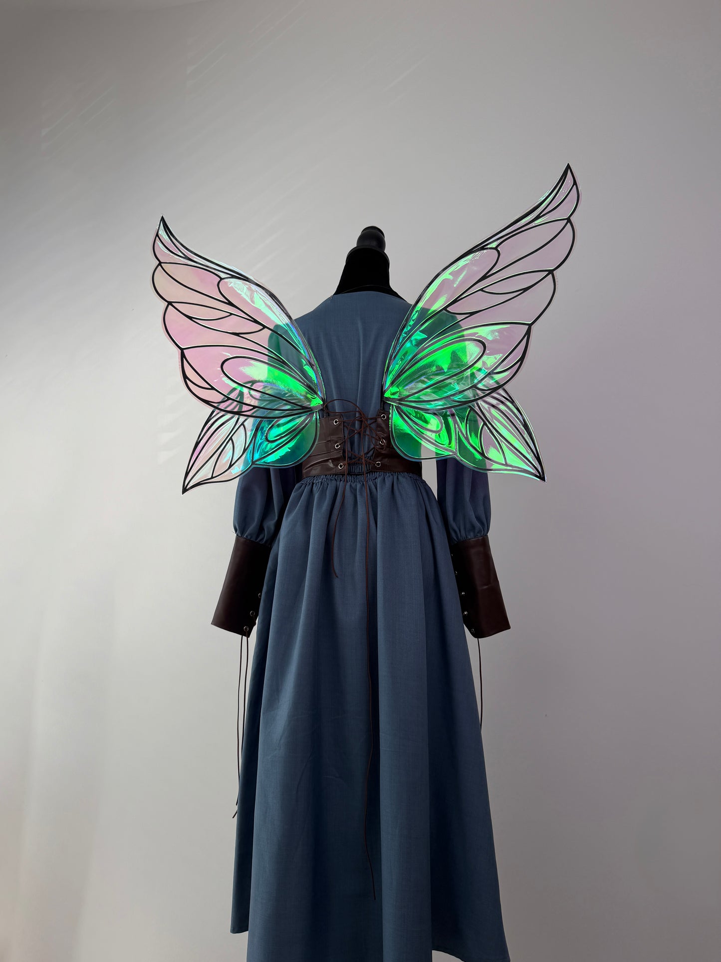 Lightweight purple and green fantasy wings for festivals, cosplay and fairy costumes