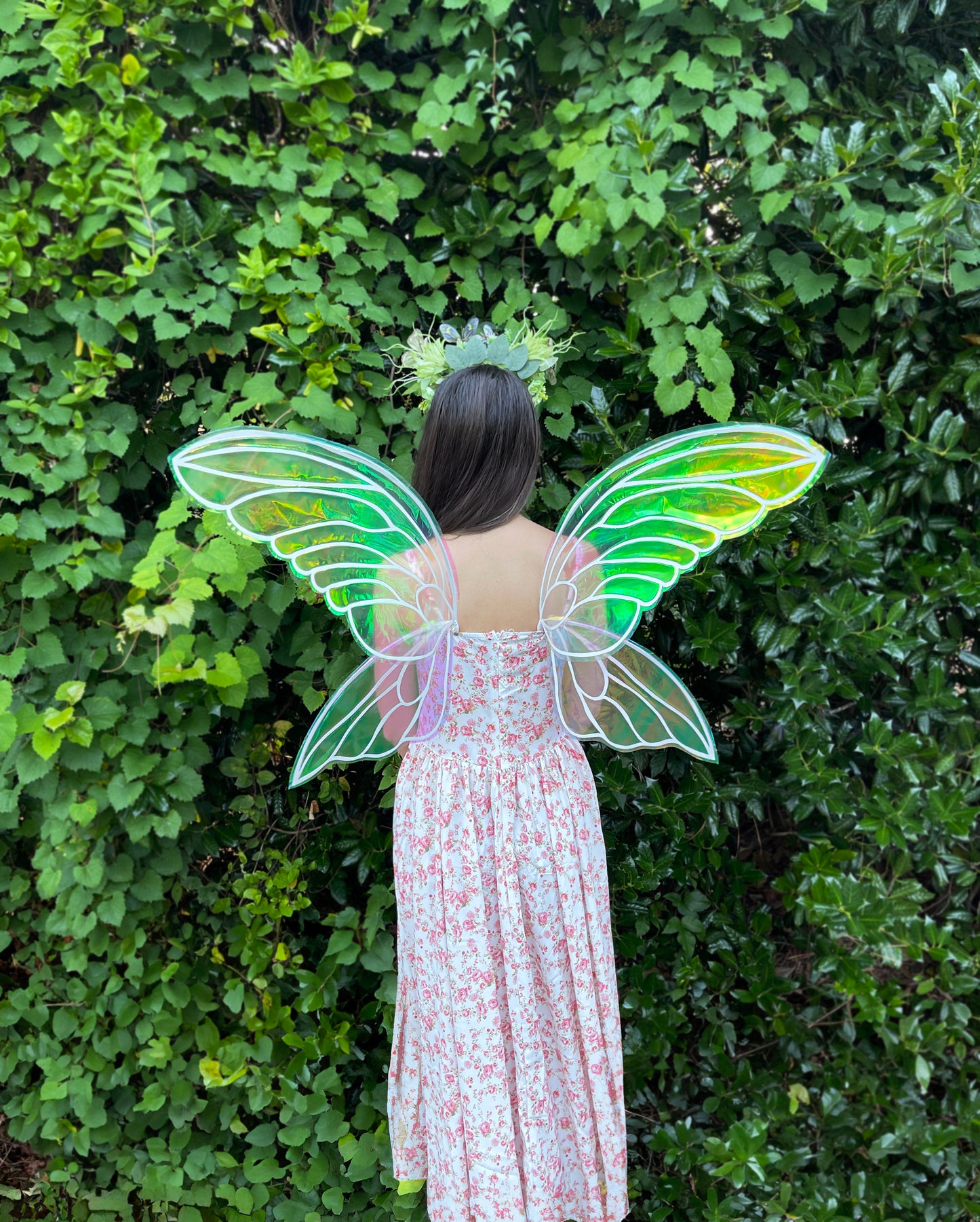 iridescent-fae-wings-medieval-festival-costume