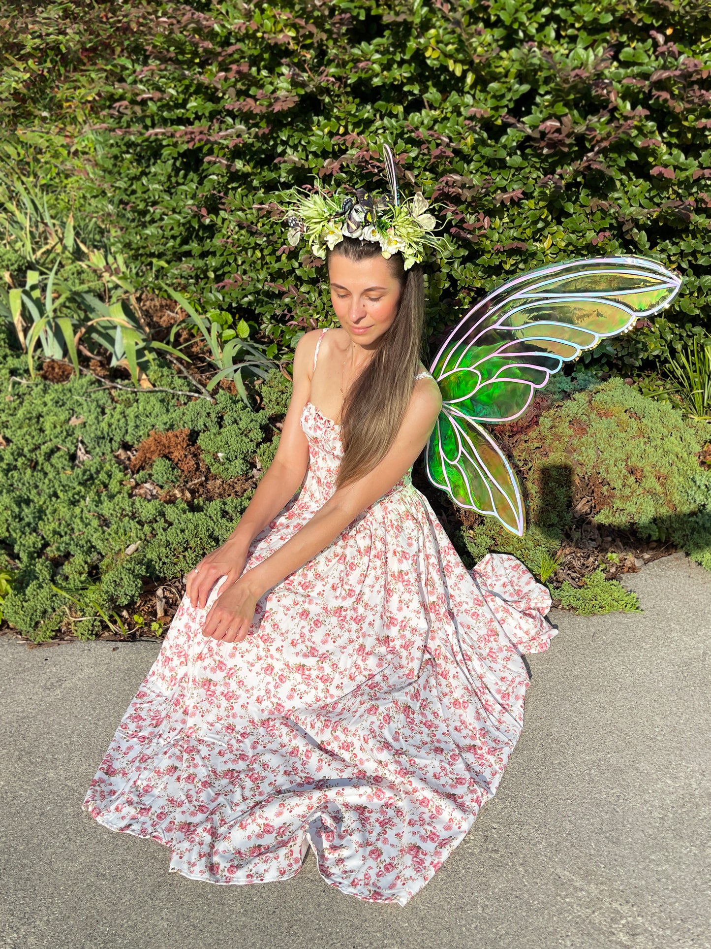 large-iridescent-fairy-wings-fantasy-festival